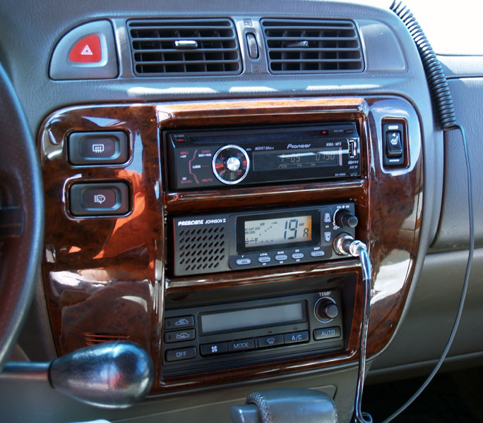 autoradio__montage_du_pioneer_4000ub_213.jpg