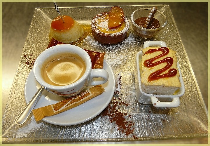 Restaurant_L_Atlantique_Le_Cafe_Gourmand_-_Restaurant_Brasserie_L_Atlantique_-_Vannes_-_Pays_de_.jpg