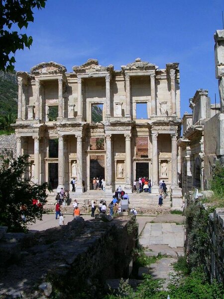 128_efes_biblio_celsus_109.jpg