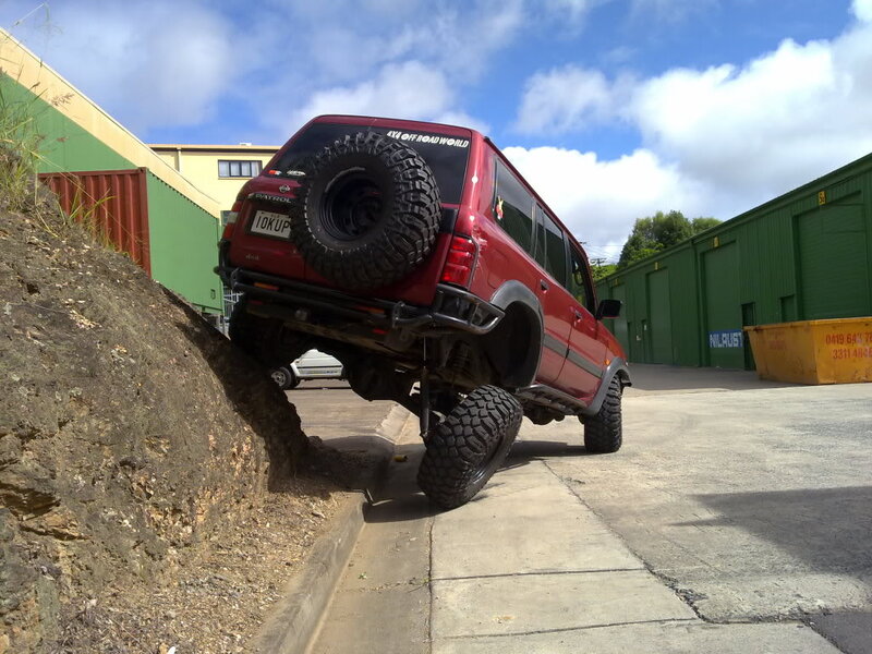 20032010077_172.jpg