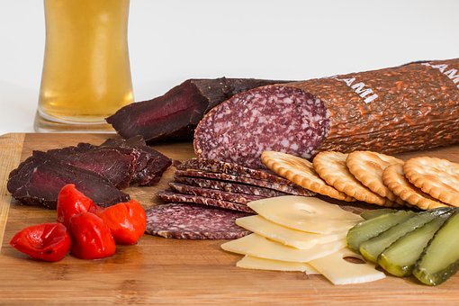smoked-beef-2990990__340.jpg.b4e1f3207b4d05831359c735f43fff63.jpg