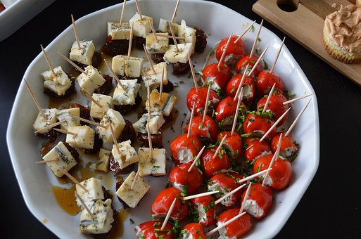 party-1225688__340.jpg.728a210528f62685cc34ff36c248c699.jpg