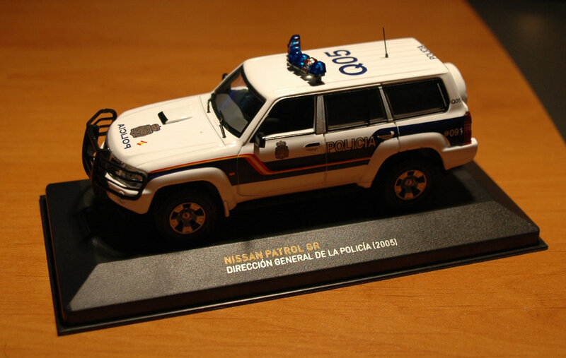 patrol y61 policia 2005 miniature_1.jpg