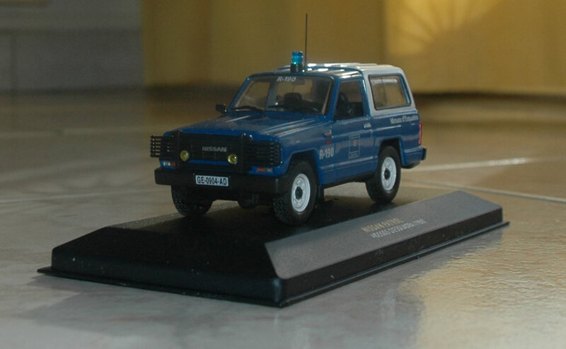 baroud miniature police.jpg