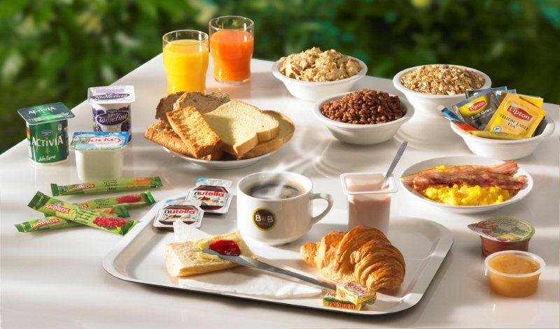 petit-dejeuner-def-5-Copie.thumb.jpg.3b0314ef96d4e0d34ce7420d04734352.jpg