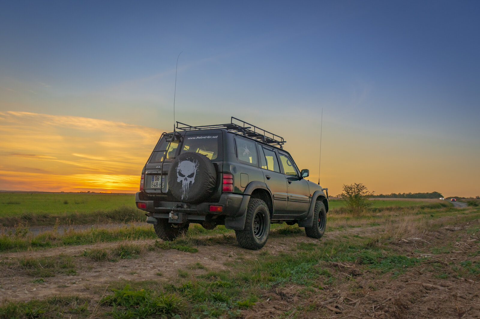 large.2026-09-21NissanPatrol01.jpg